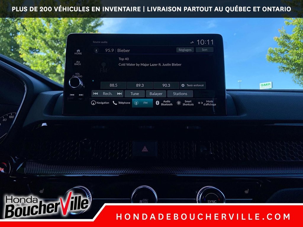 2024 Honda CR-V HYBRID Touring in Terrebonne, Quebec - 25 - w1024h768px