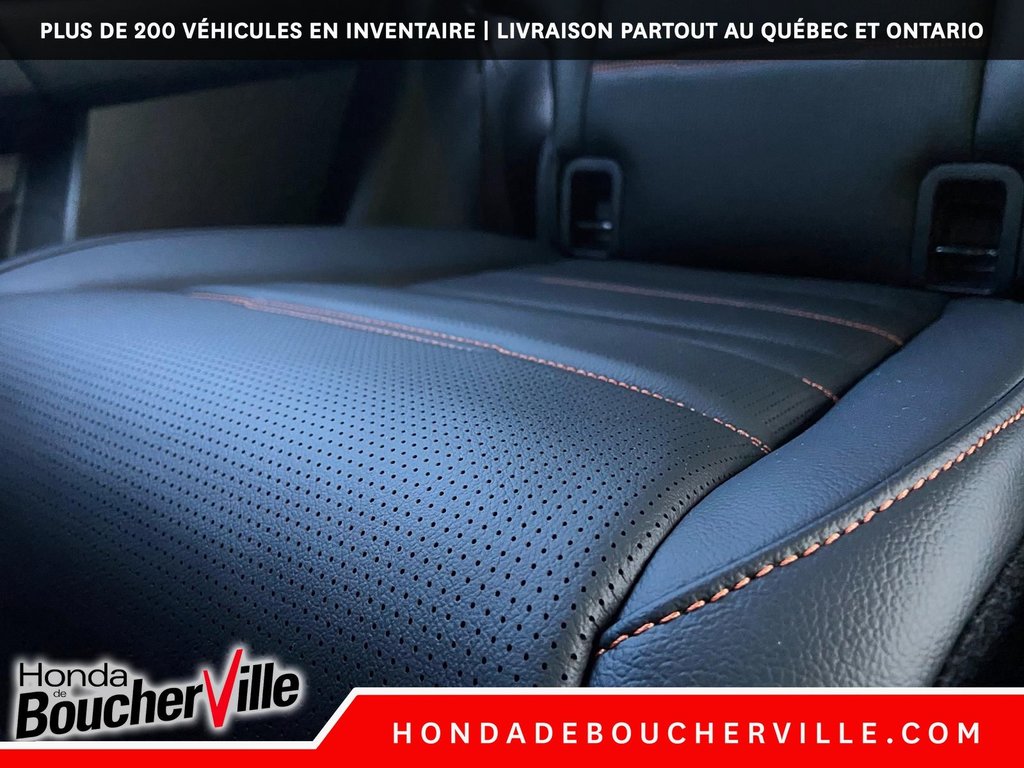 2024 Honda CR-V HYBRID Touring in Terrebonne, Quebec - 14 - w1024h768px