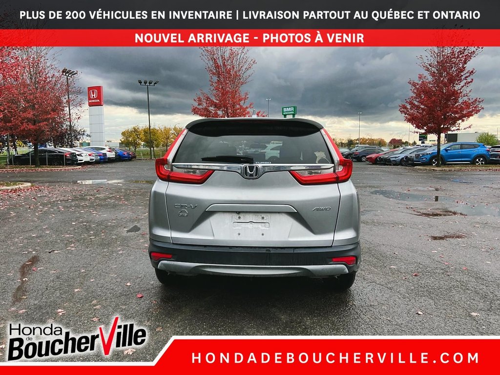 2017 Honda CR-V LX in Terrebonne, Quebec - 8 - w1024h768px