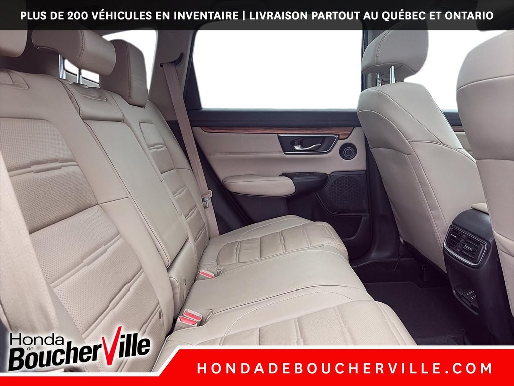 2017 Honda CR-V Touring in Terrebonne, Quebec - 24 - w1024h768px