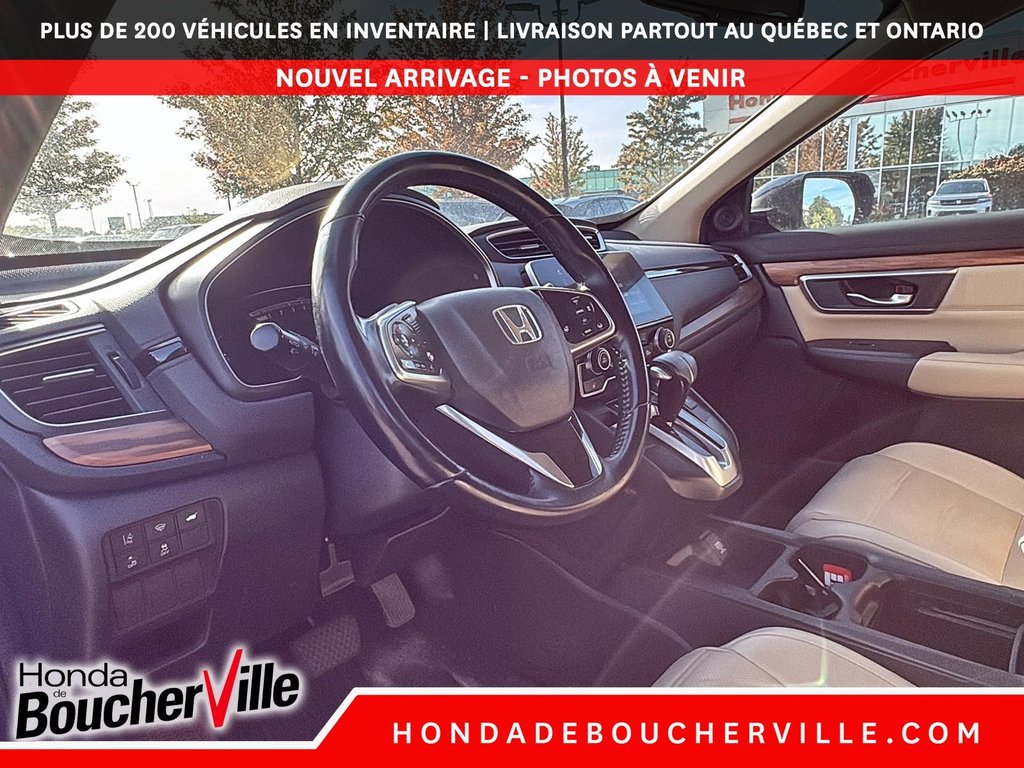 2017 Honda CR-V Touring in Terrebonne, Quebec - 21 - w1024h768px