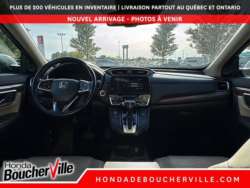2017 Honda CR-V Touring in Terrebonne, Quebec - 19 - w1024h768px