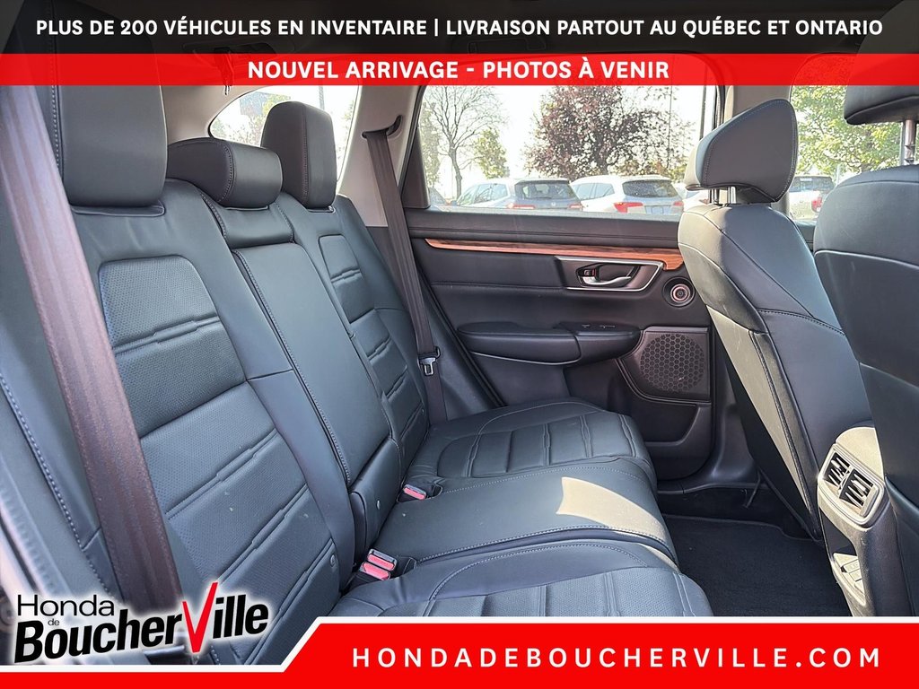 2019 Honda CR-V Touring in Terrebonne, Quebec - 17 - w1024h768px