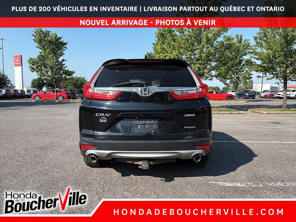 2019 Honda CR-V Touring in Terrebonne, Quebec - 7 - w1024h768px