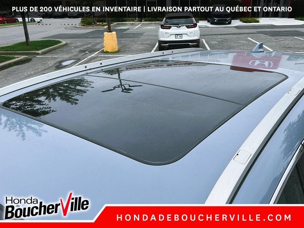 2020 Honda CR-V TOURING in Terrebonne, Quebec - 12 - w1024h768px