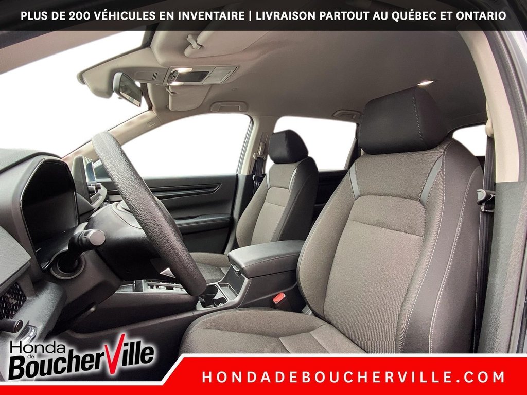 2023 Honda CR-V LX in Terrebonne, Quebec - 11 - w1024h768px