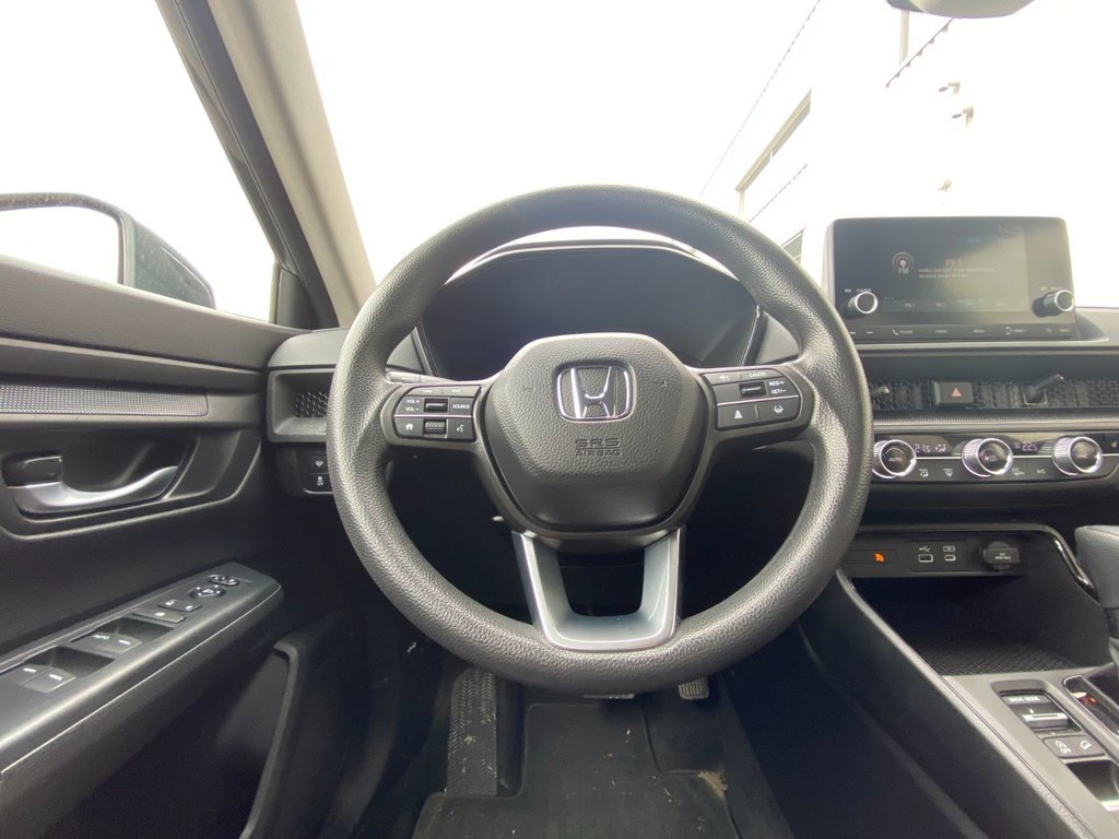 2025 Honda CR-V LX AWD in Terrebonne, Quebec - 8 - w1024h768px