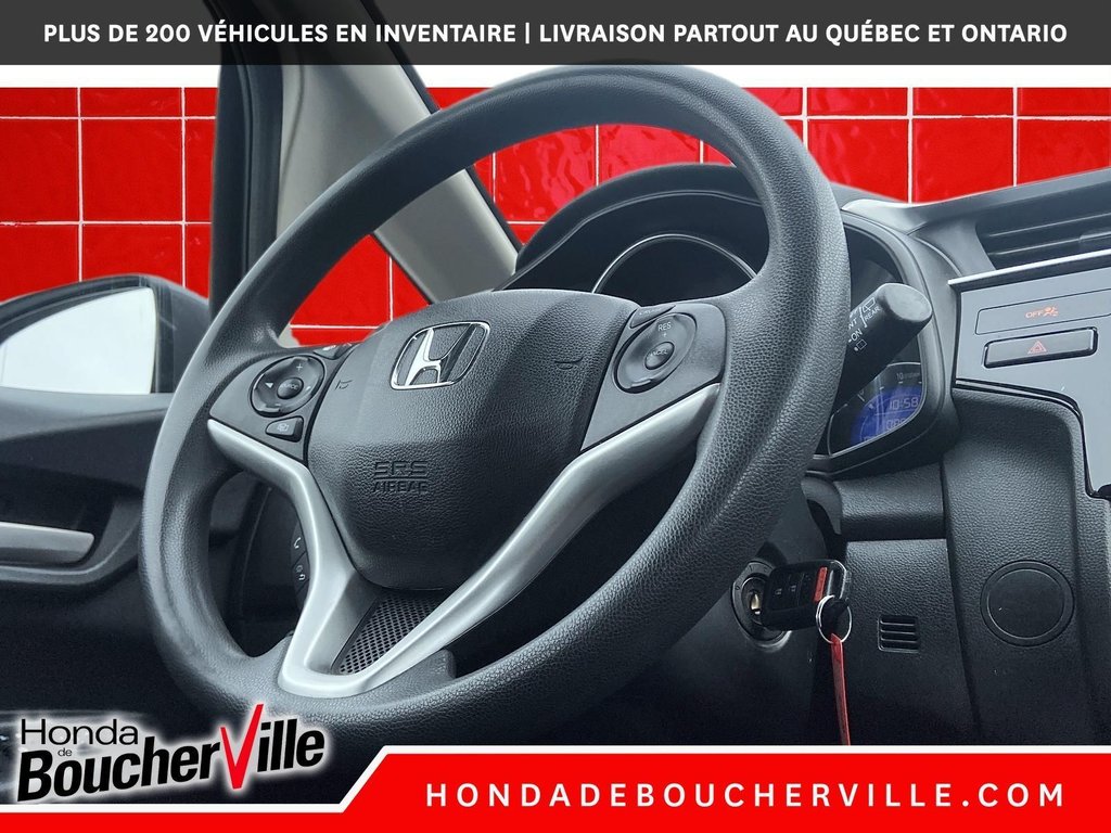 2015 Honda Fit LX in Terrebonne, Quebec - 13 - w1024h768px