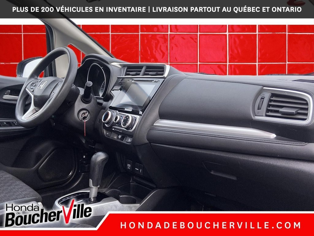 2015 Honda Fit LX in Terrebonne, Quebec - 19 - w1024h768px