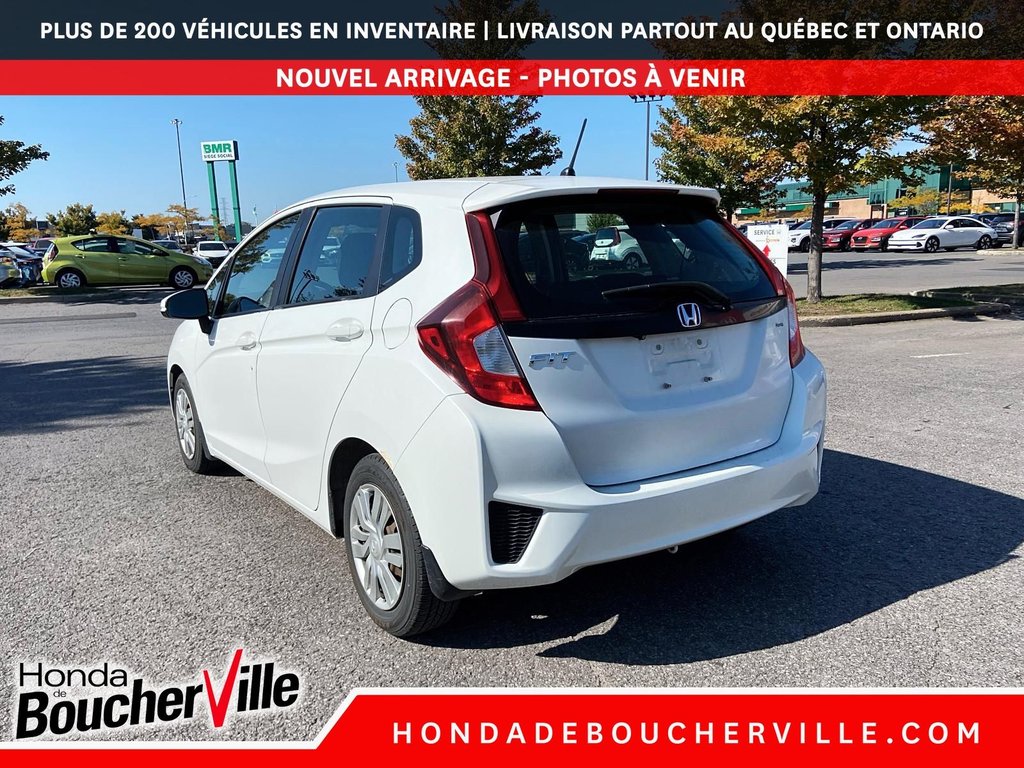 2015 Honda Fit LX in Terrebonne, Quebec - 13 - w1024h768px