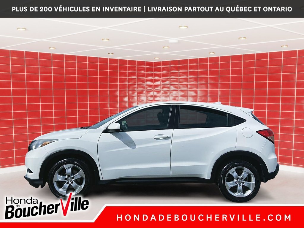 2017 Honda HR-V LX in Terrebonne, Quebec - 15 - w1024h768px