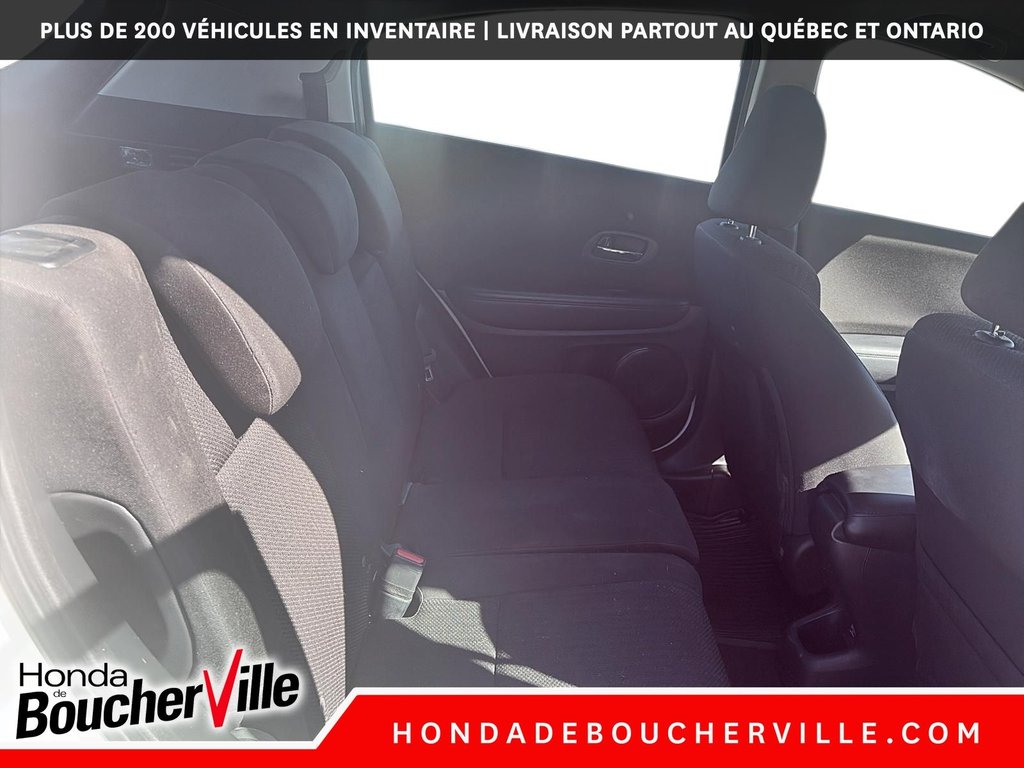 2017 Honda HR-V LX in Terrebonne, Quebec - 17 - w1024h768px