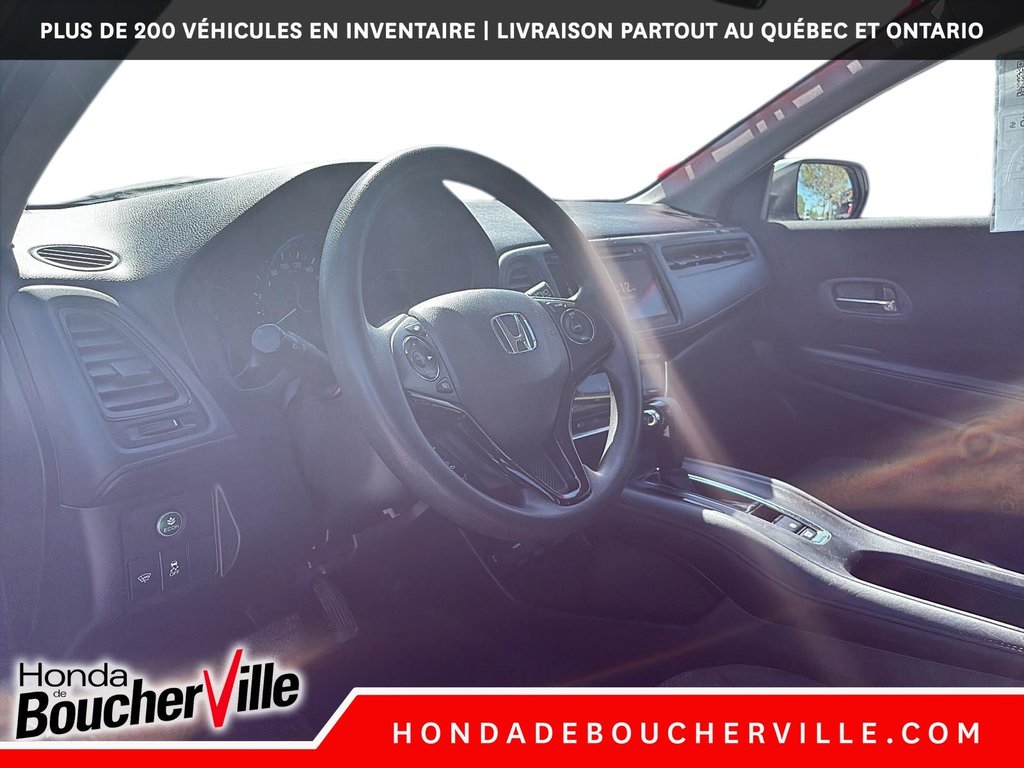 2017 Honda HR-V LX in Terrebonne, Quebec - 23 - w1024h768px