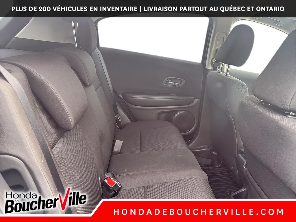 2017 Honda HR-V LX in Terrebonne, Quebec - 17 - w1024h768px