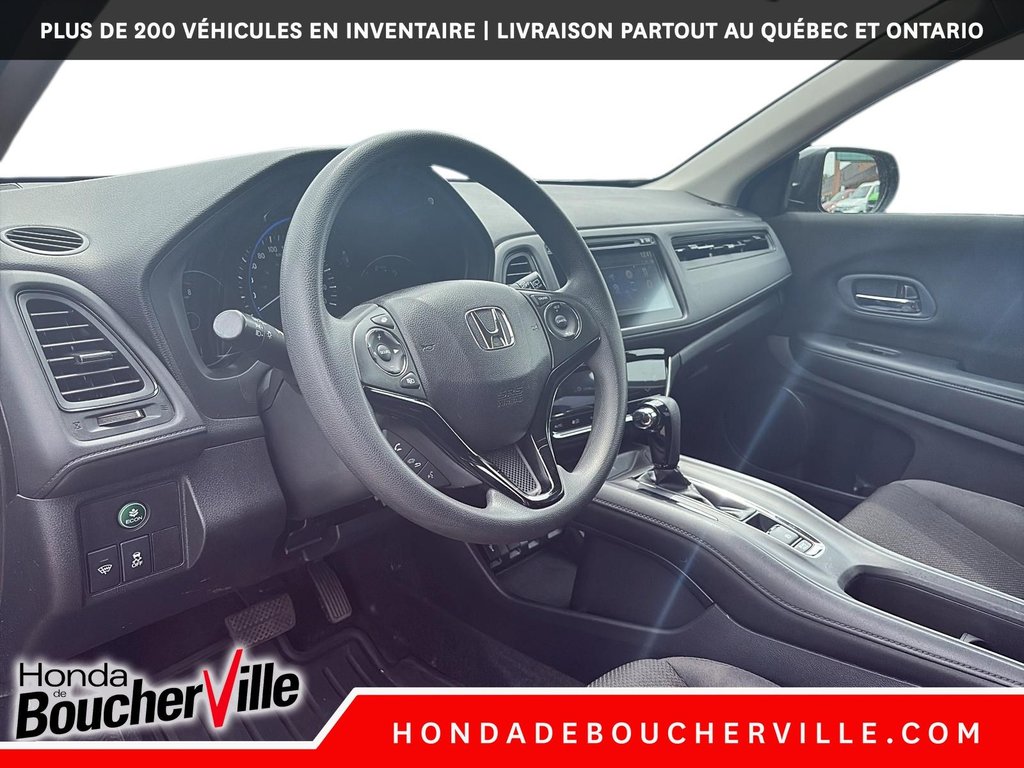 2017 Honda HR-V LX in Terrebonne, Quebec - 23 - w1024h768px