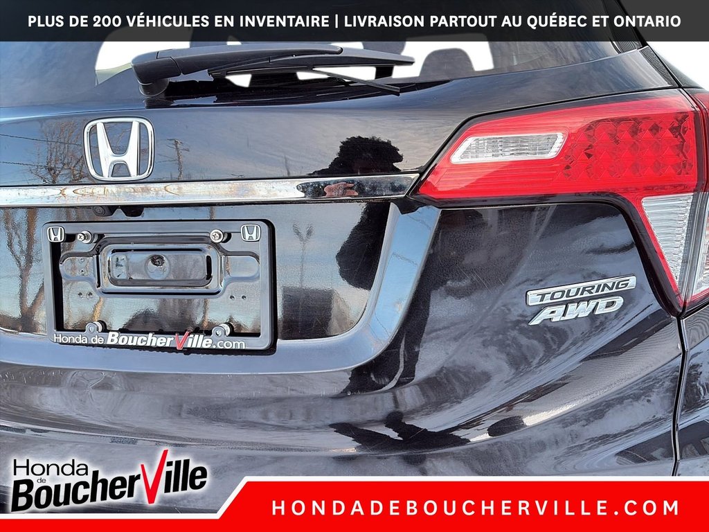 2022 Honda HR-V Touring in Terrebonne, Quebec - 17 - w1024h768px