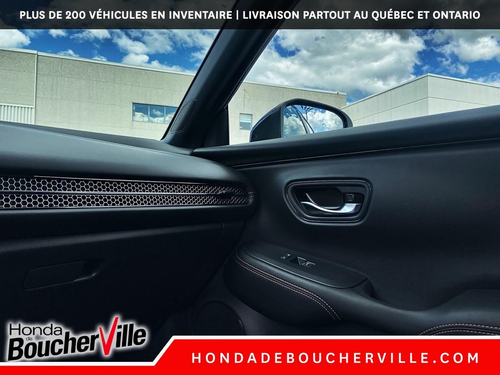 2025 Honda HR-V SPORT in Terrebonne, Quebec - 19 - w1024h768px