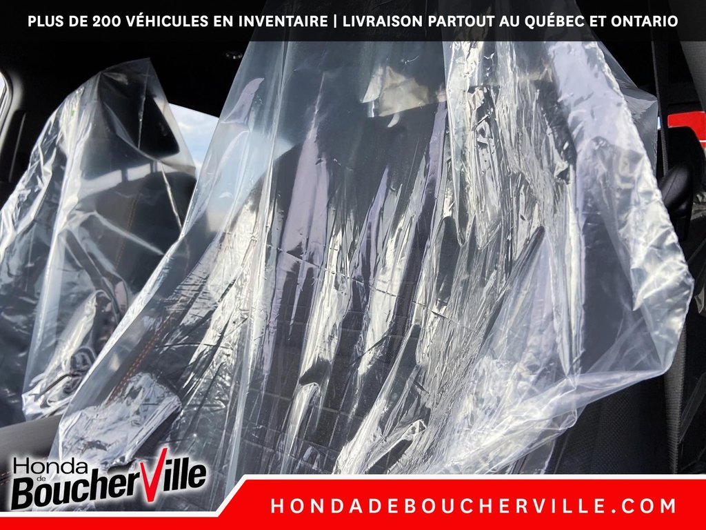 2025 Honda HR-V SPORT in Terrebonne, Quebec - 14 - w1024h768px