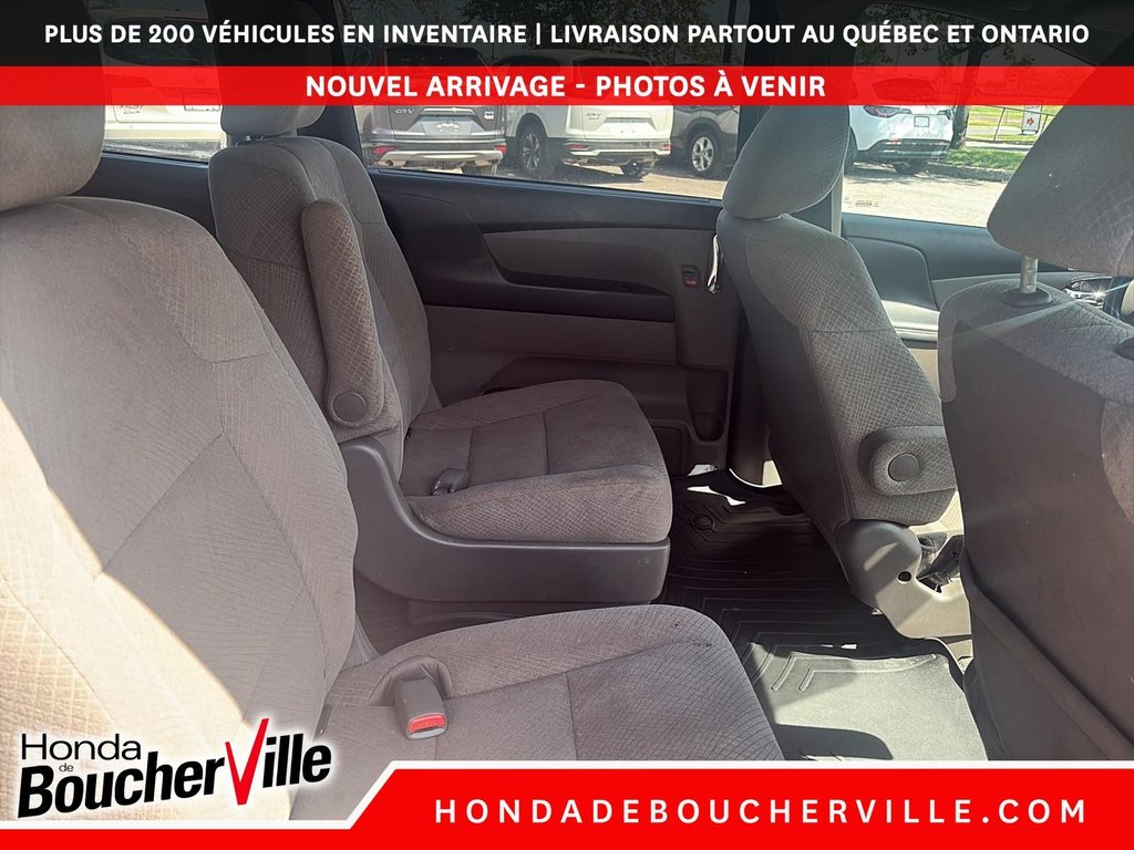 2016 Honda Odyssey LX in Terrebonne, Quebec - 15 - w1024h768px