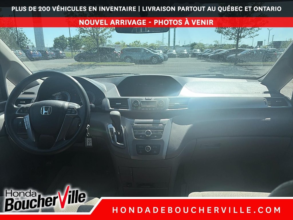 2016 Honda Odyssey LX in Terrebonne, Quebec - 17 - w1024h768px