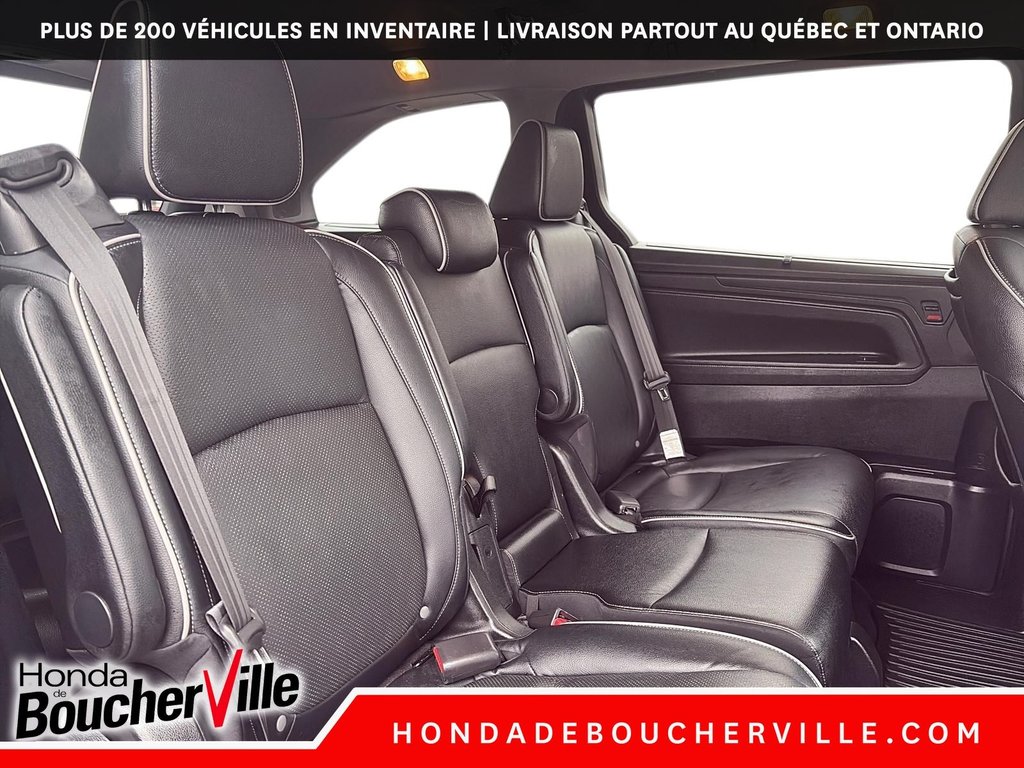 2023 Honda Odyssey Touring in Terrebonne, Quebec - 17 - w1024h768px