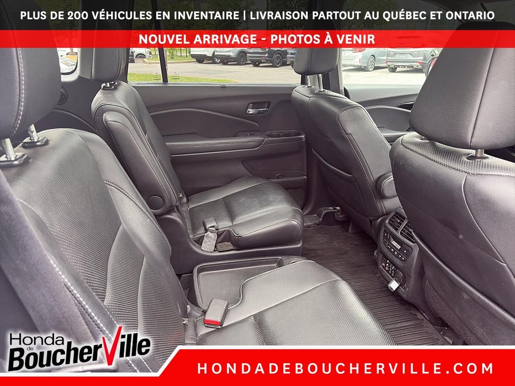 2018 Honda Pilot Touring in Terrebonne, Quebec - 17 - w1024h768px