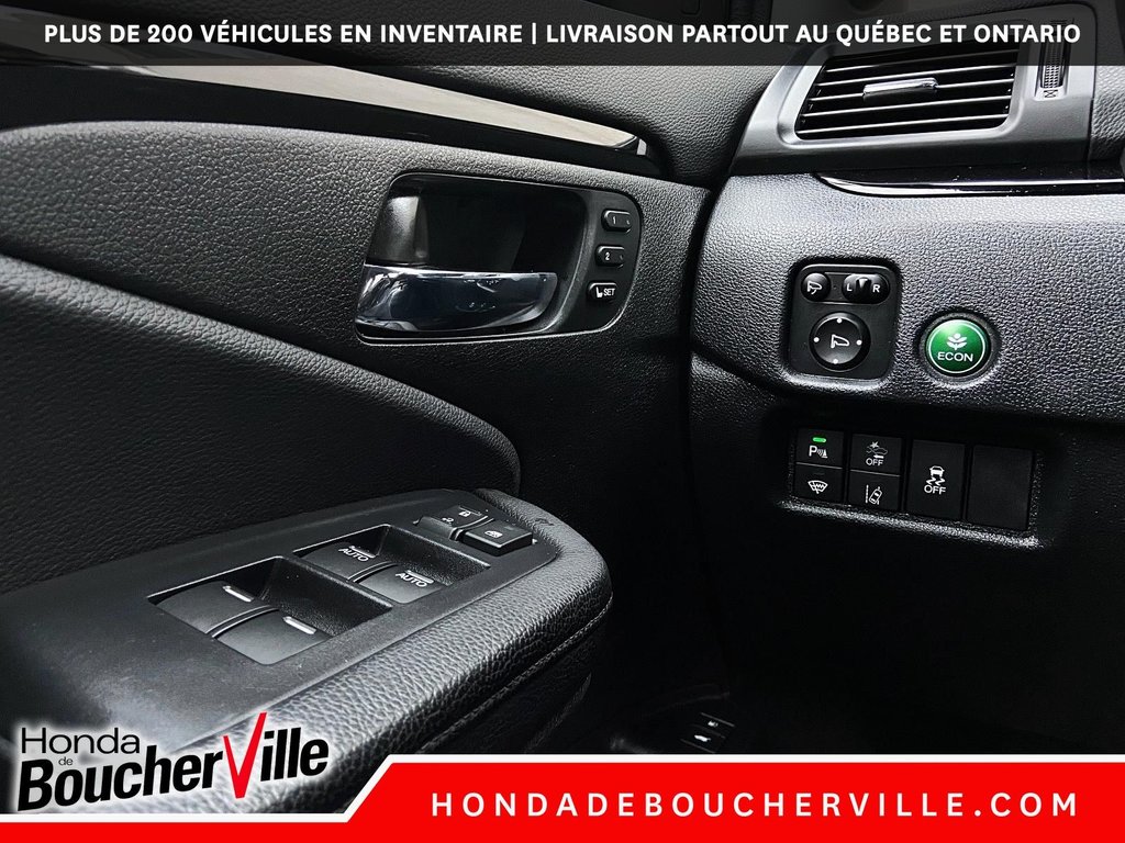 2021 Honda Pilot Touring 8-Passenger in Terrebonne, Quebec - 25 - w1024h768px