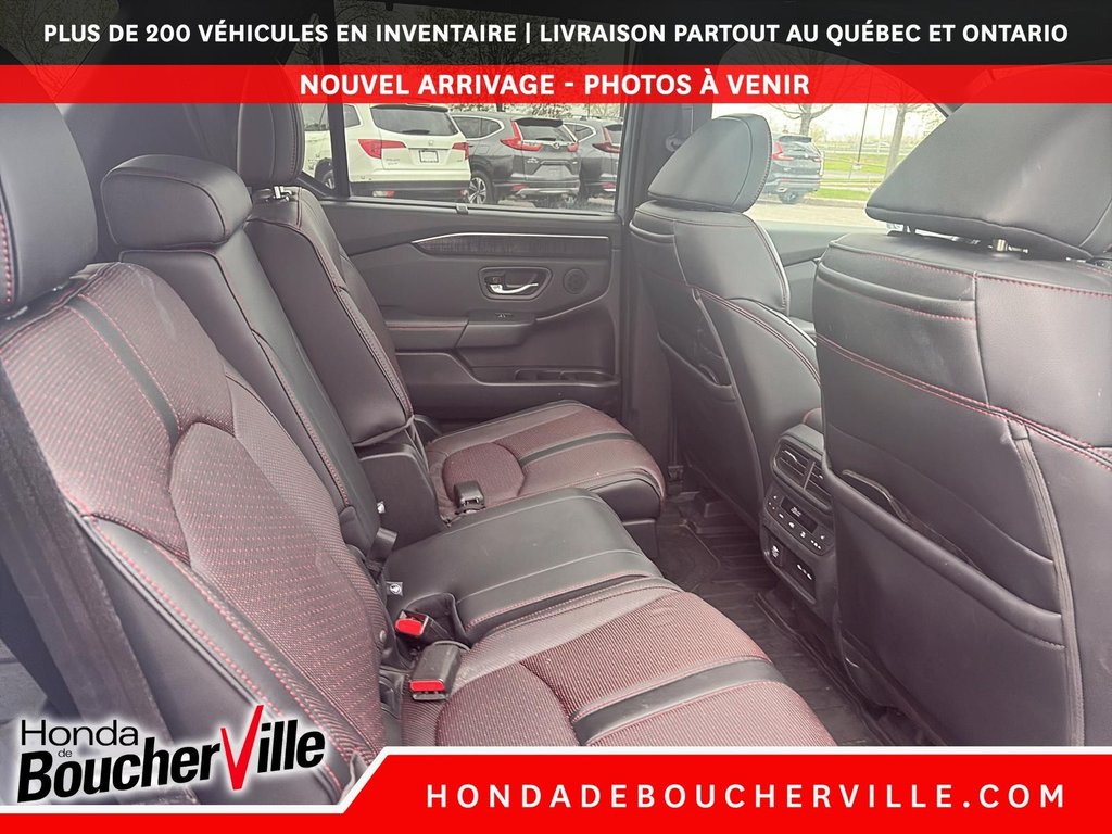 2024 Honda Pilot Black Edition in Terrebonne, Quebec - 17 - w1024h768px