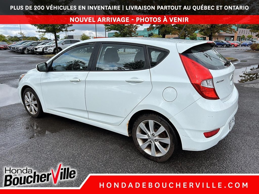 2013 Hyundai Accent GLS in Terrebonne, Quebec - 9 - w1024h768px
