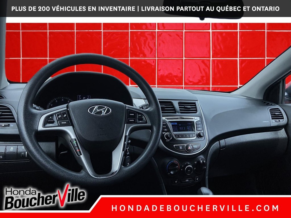 2015 Hyundai Accent GLS in Terrebonne, Quebec - 18 - w1024h768px