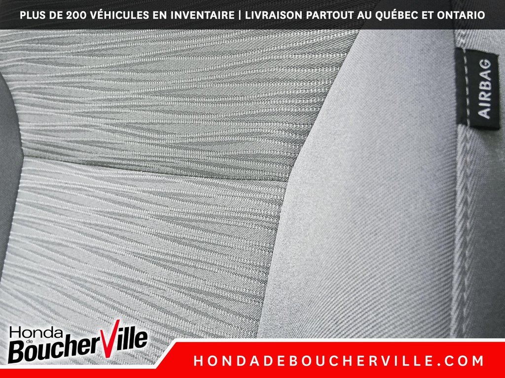 2016 Hyundai Accent GL in Terrebonne, Quebec - 13 - w1024h768px