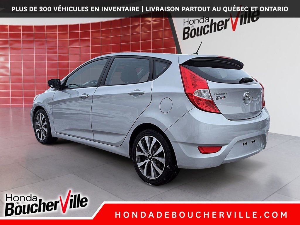 2016 Hyundai Accent SE in Terrebonne, Quebec - 5 - w1024h768px