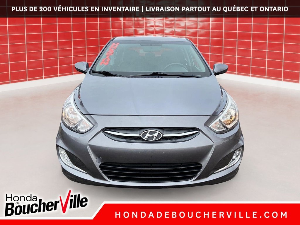 2017 Hyundai Accent SE in Terrebonne, Quebec - 3 - w1024h768px