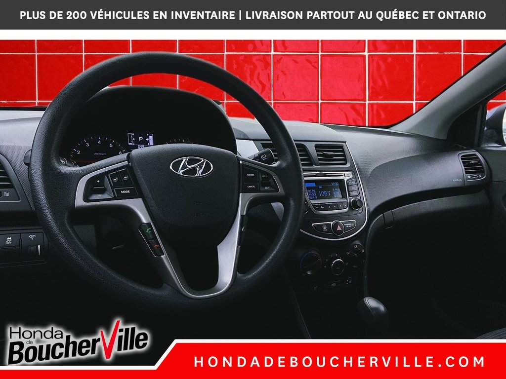 2017 Hyundai Accent SE in Terrebonne, Quebec - 21 - w1024h768px