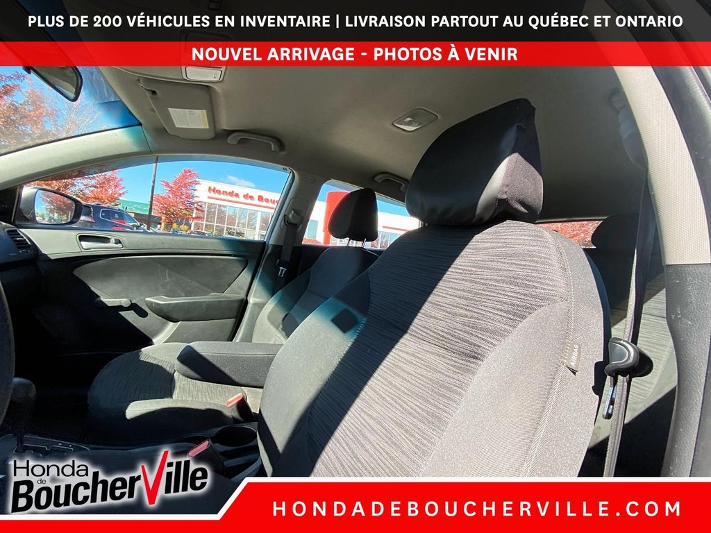 Hyundai Accent LE 2017 à Terrebonne, Québec - 17 - w1024h768px