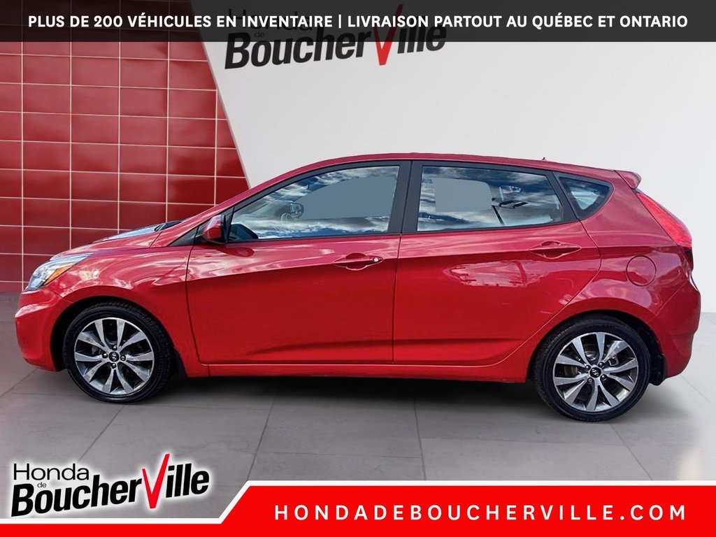 2017 Hyundai Accent SE in Terrebonne, Quebec - 14 - w1024h768px