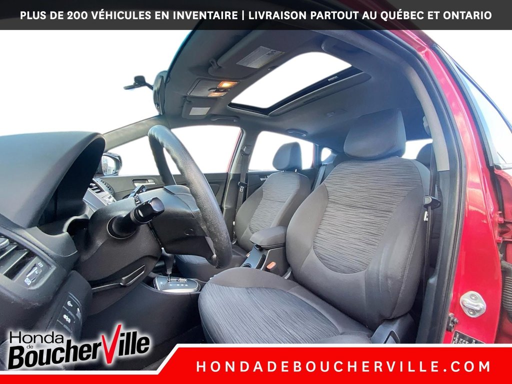 2017 Hyundai Accent SE in Terrebonne, Quebec - 16 - w1024h768px