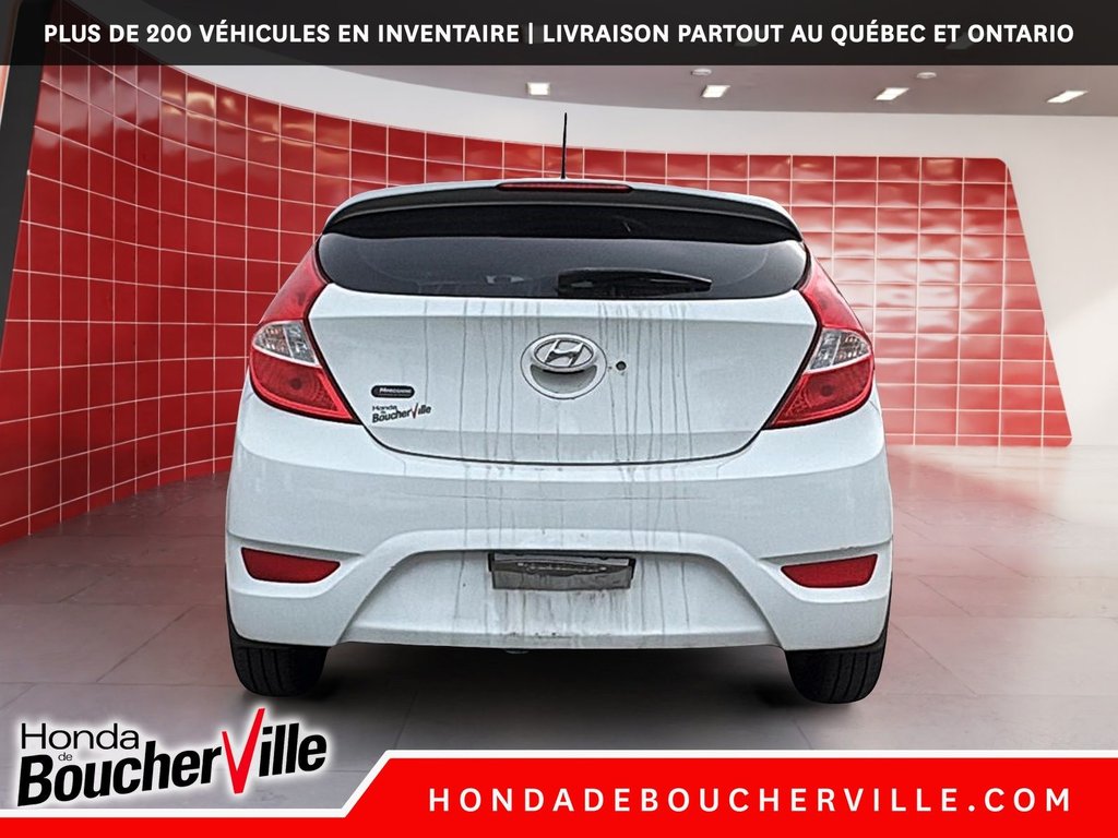 Hyundai Accent SE 2017 à Terrebonne, Québec - 7 - w1024h768px