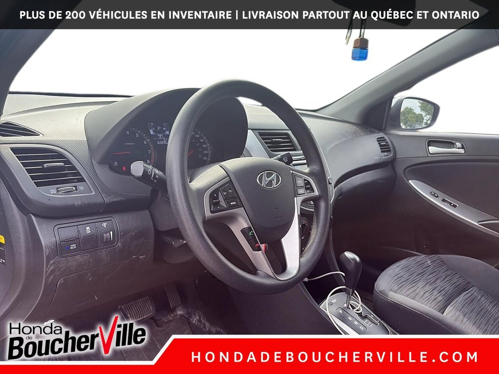 Hyundai Accent SE 2017 à Terrebonne, Québec - 23 - w1024h768px