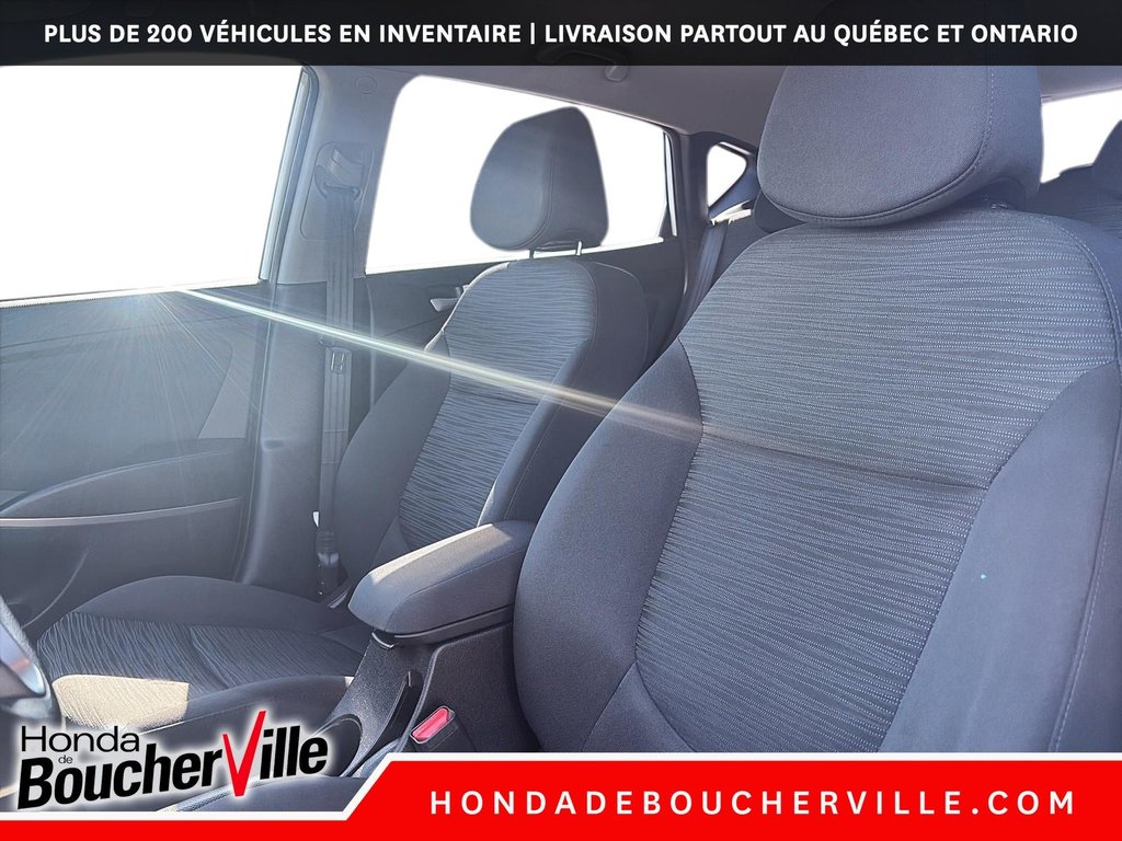 Hyundai Accent GL 2017 à Terrebonne, Québec - 25 - w1024h768px