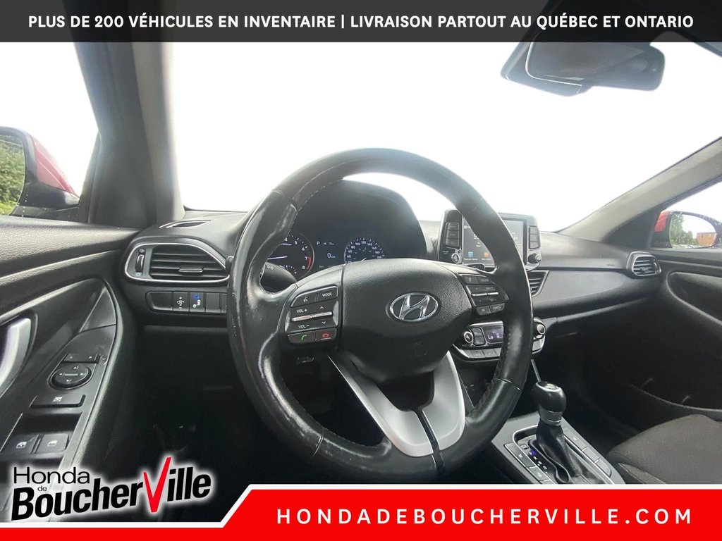 2019 Hyundai Elantra GT Luxury in Terrebonne, Quebec - 29 - w1024h768px
