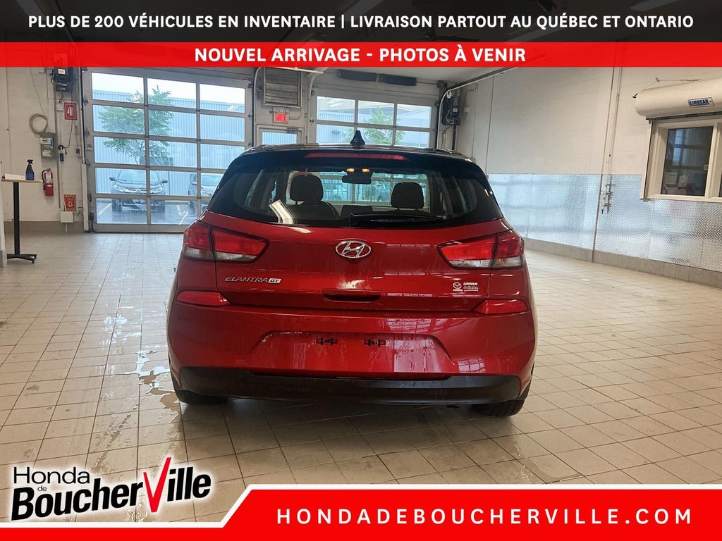 2019 Hyundai Elantra GT Luxury in Terrebonne, Quebec - 25 - w1024h768px