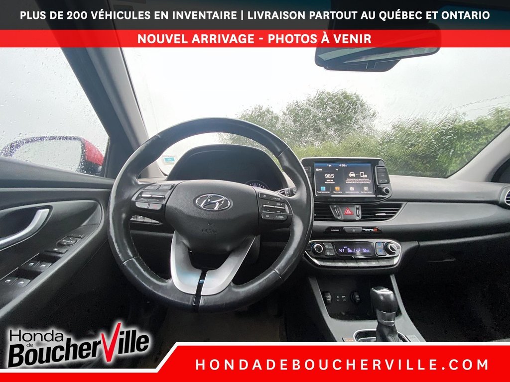 2019 Hyundai Elantra GT Luxury in Terrebonne, Quebec - 30 - w1024h768px
