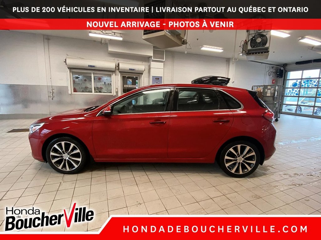 2019 Hyundai Elantra GT Luxury in Terrebonne, Quebec - 27 - w1024h768px