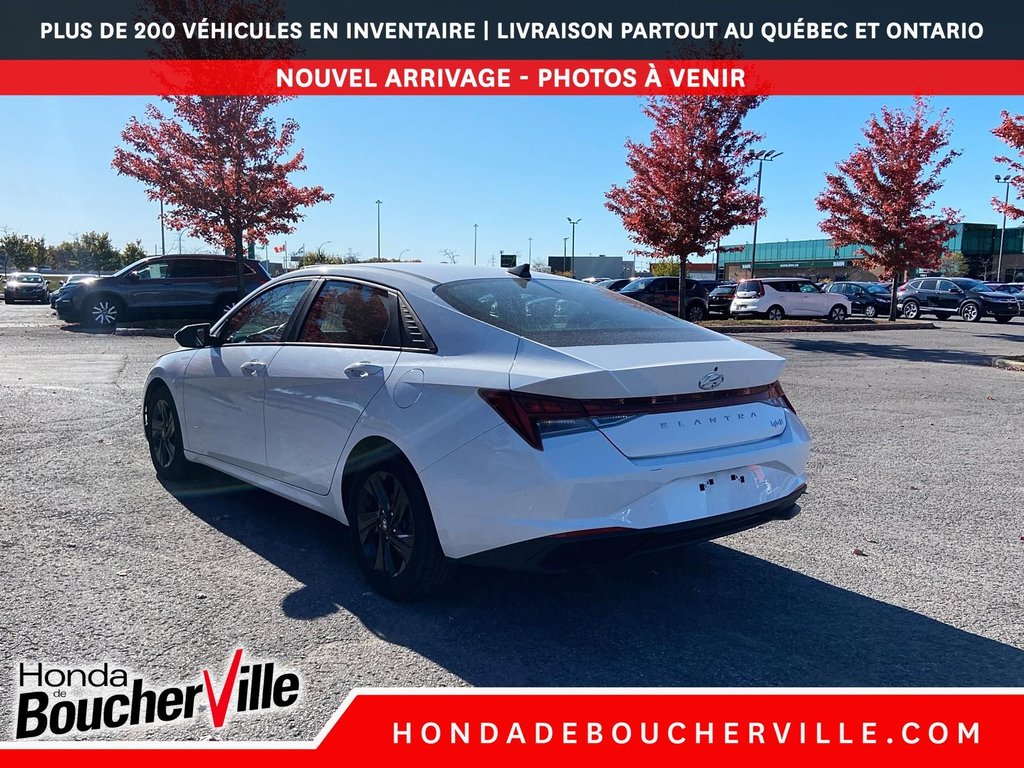 Hyundai Elantra Hybrid Preferred 2022 à Terrebonne, Québec - 11 - w1024h768px