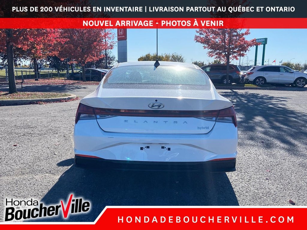 Hyundai Elantra Hybrid Preferred 2022 à Terrebonne, Québec - 9 - w1024h768px