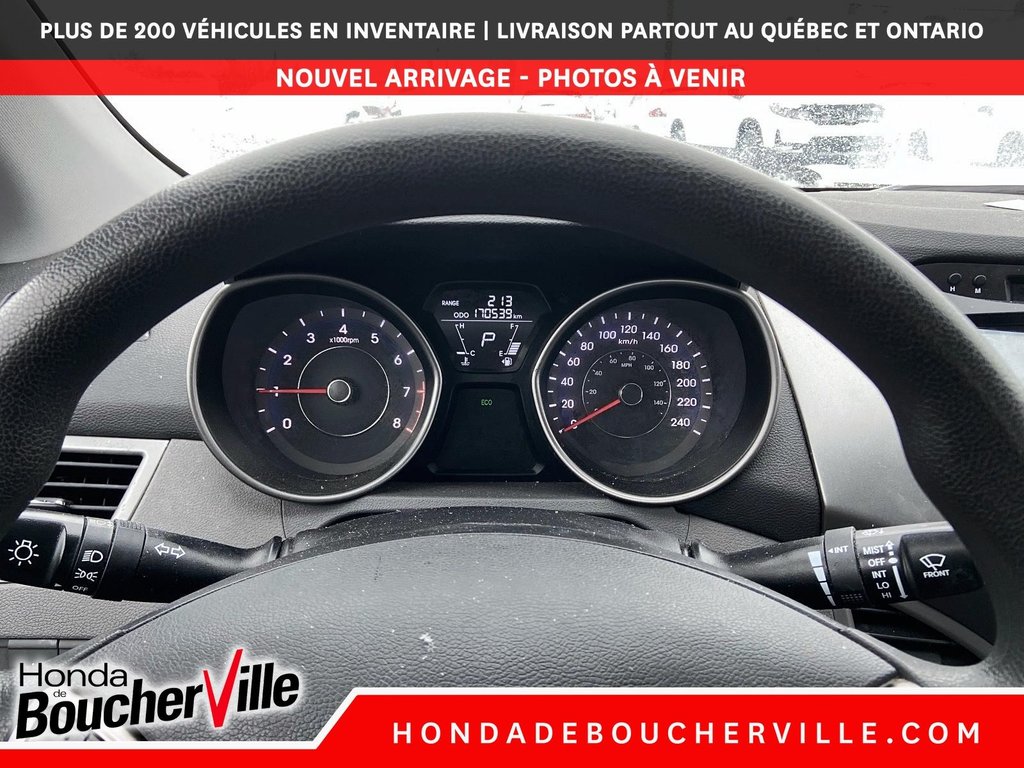 2013 Hyundai Elantra GL in Terrebonne, Quebec - 9 - w1024h768px