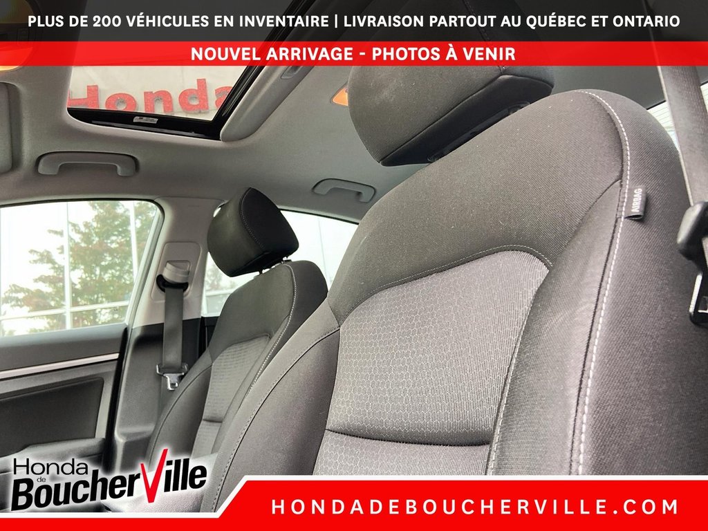 2017 Hyundai Elantra GLS in Terrebonne, Quebec - 17 - w1024h768px