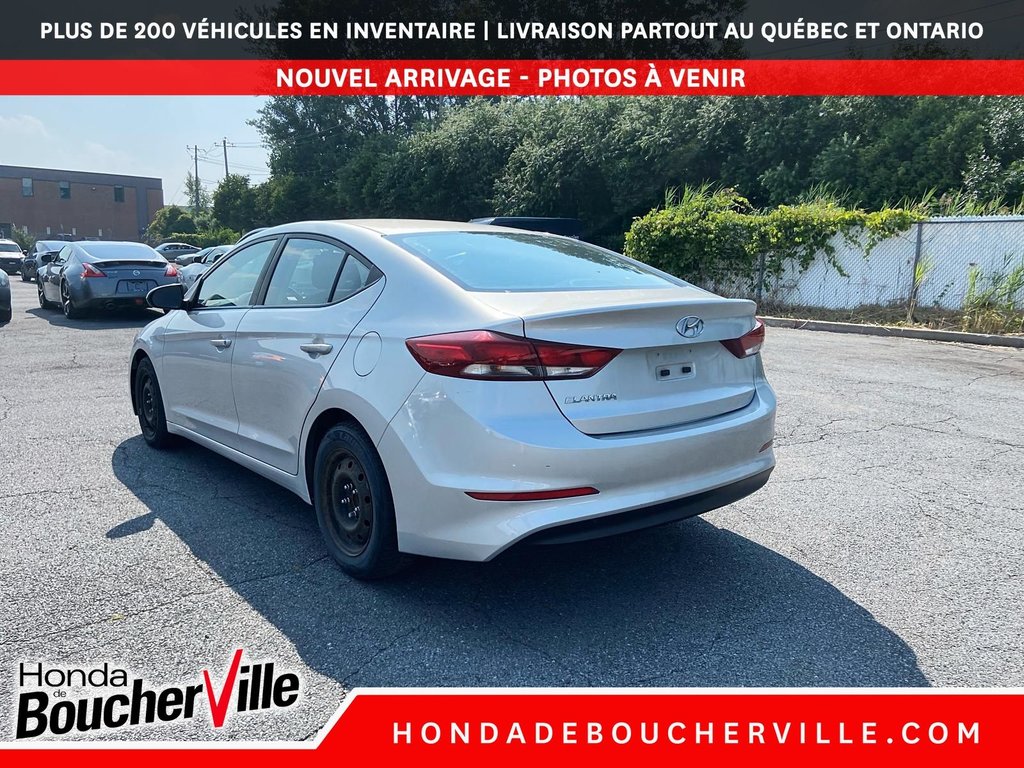 Hyundai Elantra LE 2017 à Terrebonne, Québec - 13 - w1024h768px