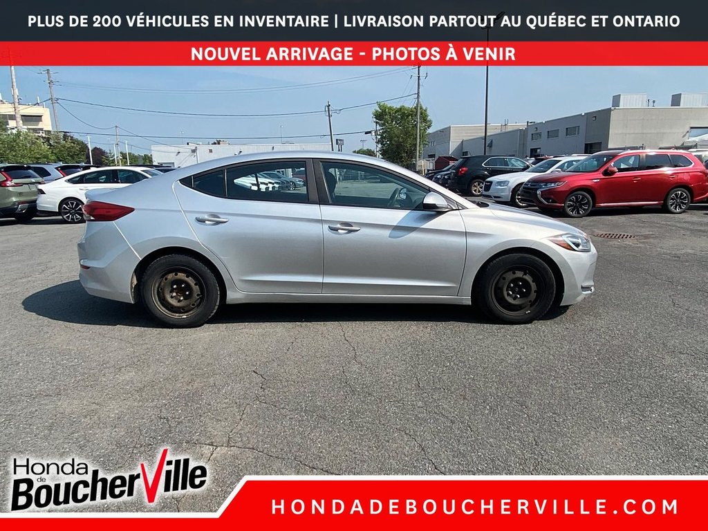Hyundai Elantra LE 2017 à Terrebonne, Québec - 7 - w1024h768px